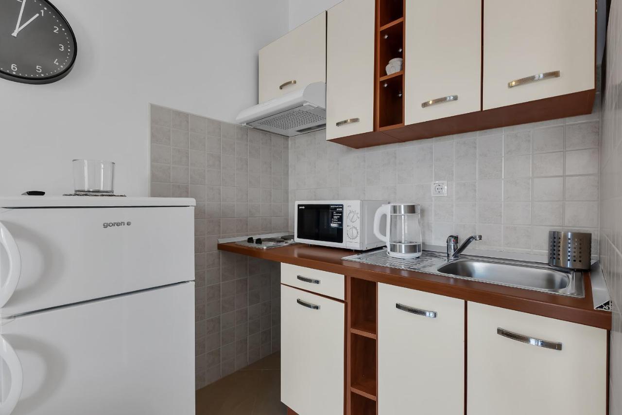 Apartments Barbaric زاووستروج المظهر الخارجي الصورة